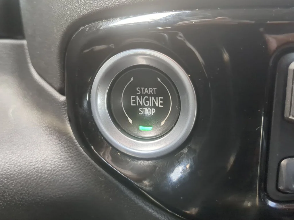 Used 2022 Summit White Chevrolet RST image 20