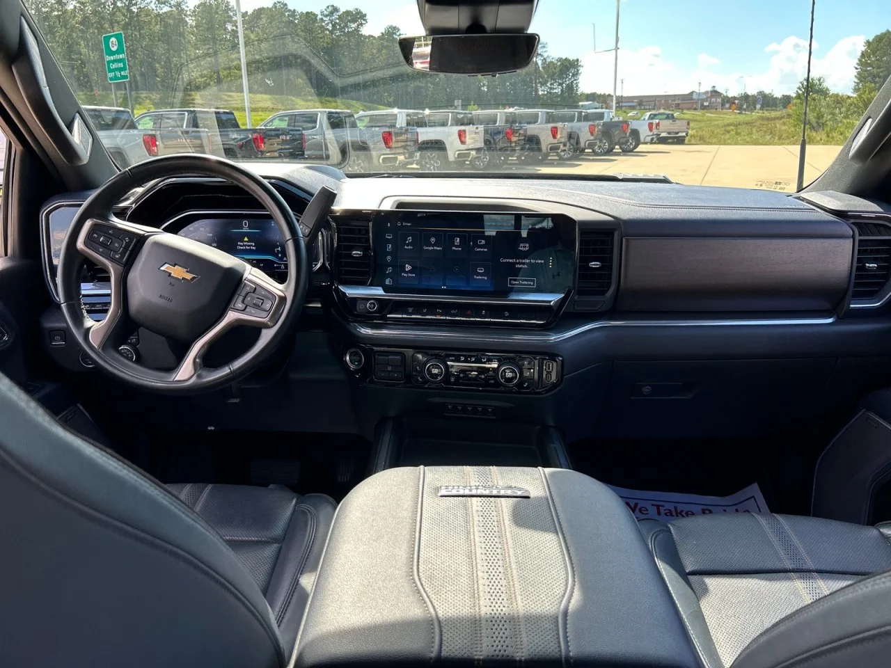 Used 2024 Black Chevrolet High Country image 22