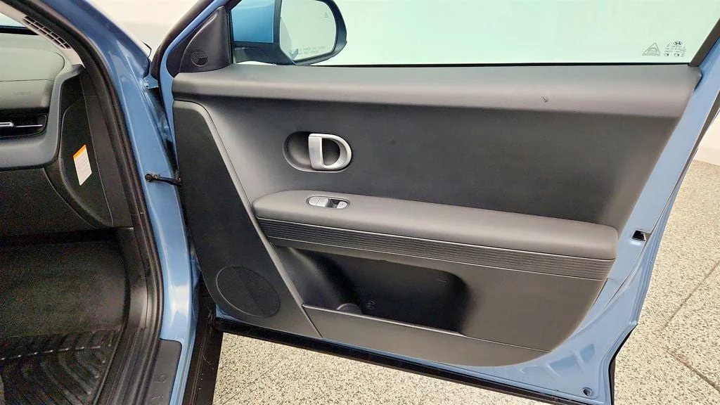 Used 2023 Lucid Blue Hyundai SE AWD image 25