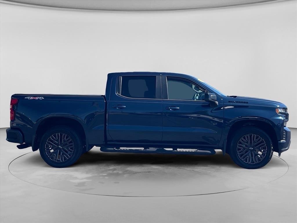 Used 2020 NORTHSKY BLUE METALLIC Chevrolet RST image 9