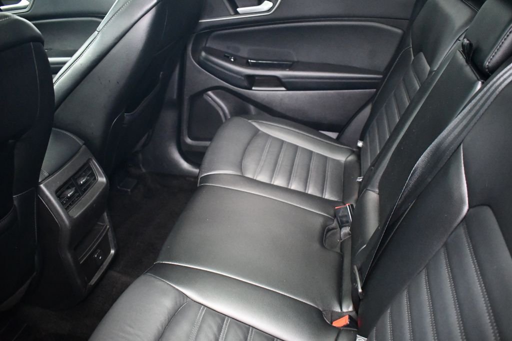 Used 2017 Blue Ford SEL image 28