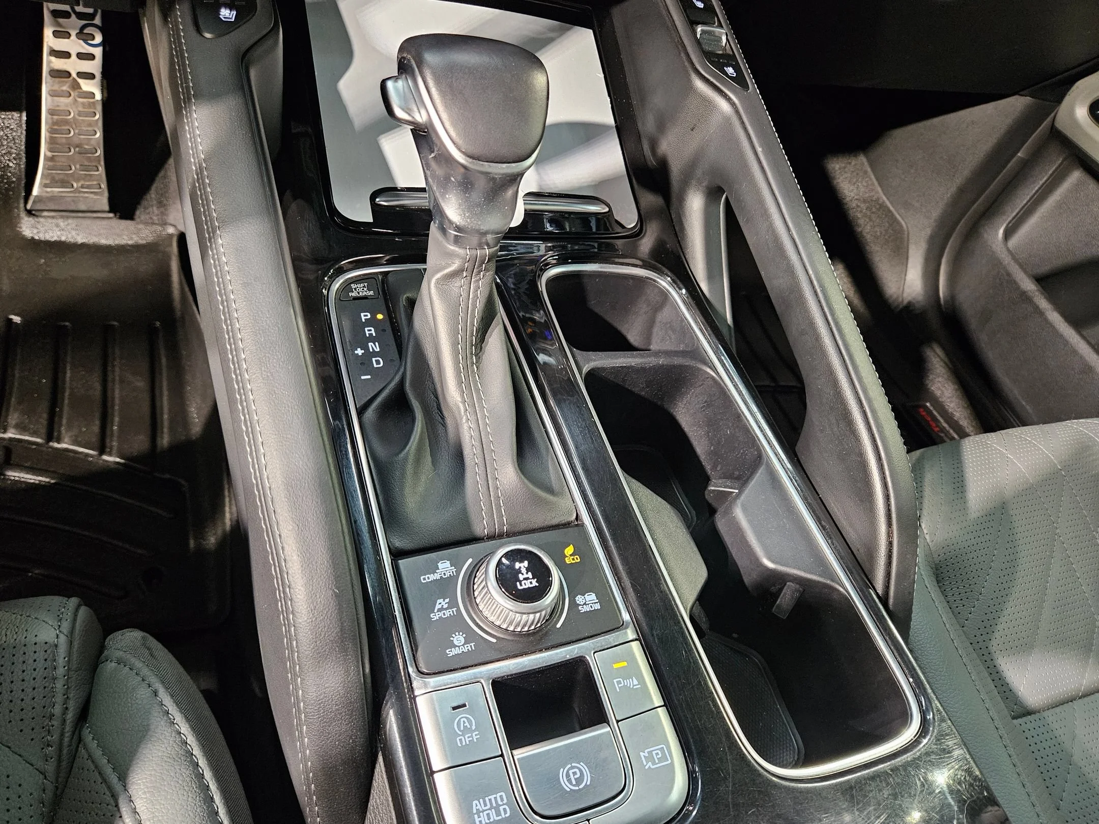 Used 2023 Ebony Black Kia SX X-Line image 35