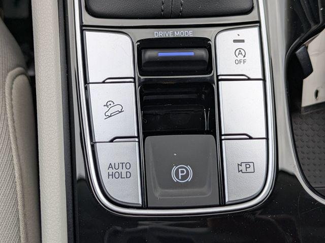 New 2026 Gray Hyundai SEL FWD image 24