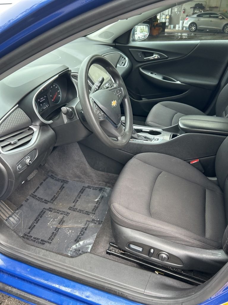 Used 2023 Blue Chevrolet LT image 12
