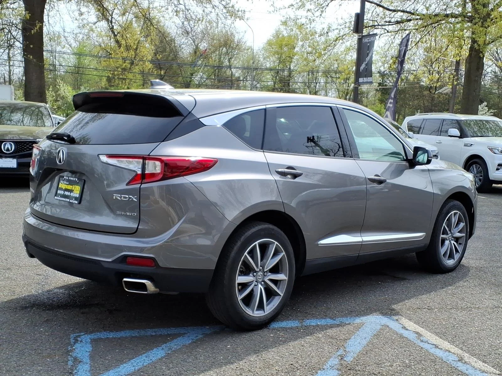 Used 2023 Liquid Carbon Metallic Acura SH-AWD TECH image 4