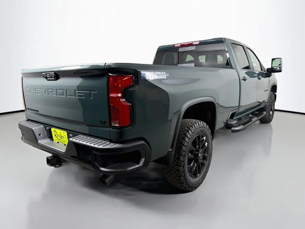 New 2026 Cypress Gray Chevrolet LT image 5