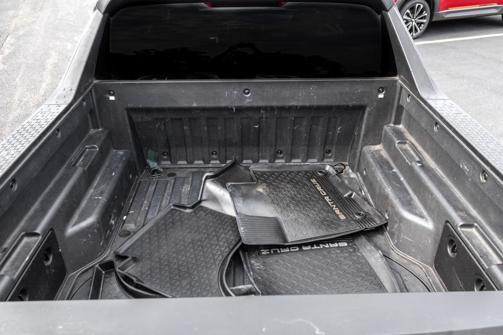 Certified Used 2024 Green Hyundai SE image 30