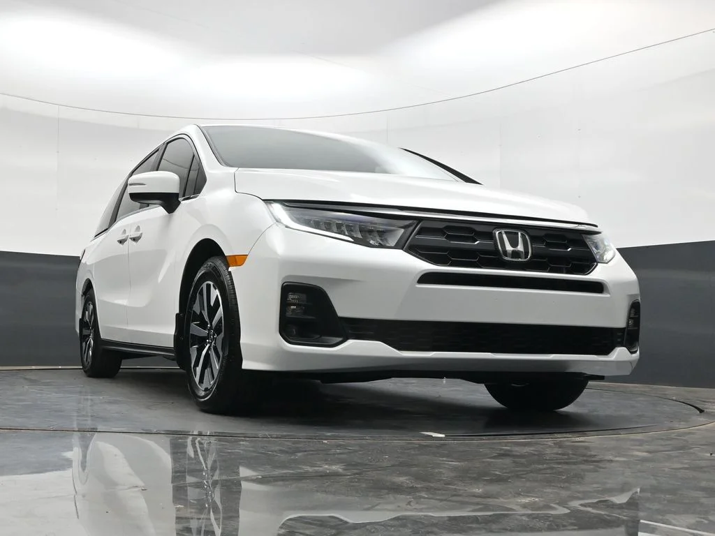 New 2026 Platinum White Pearl Honda EX-L image 28