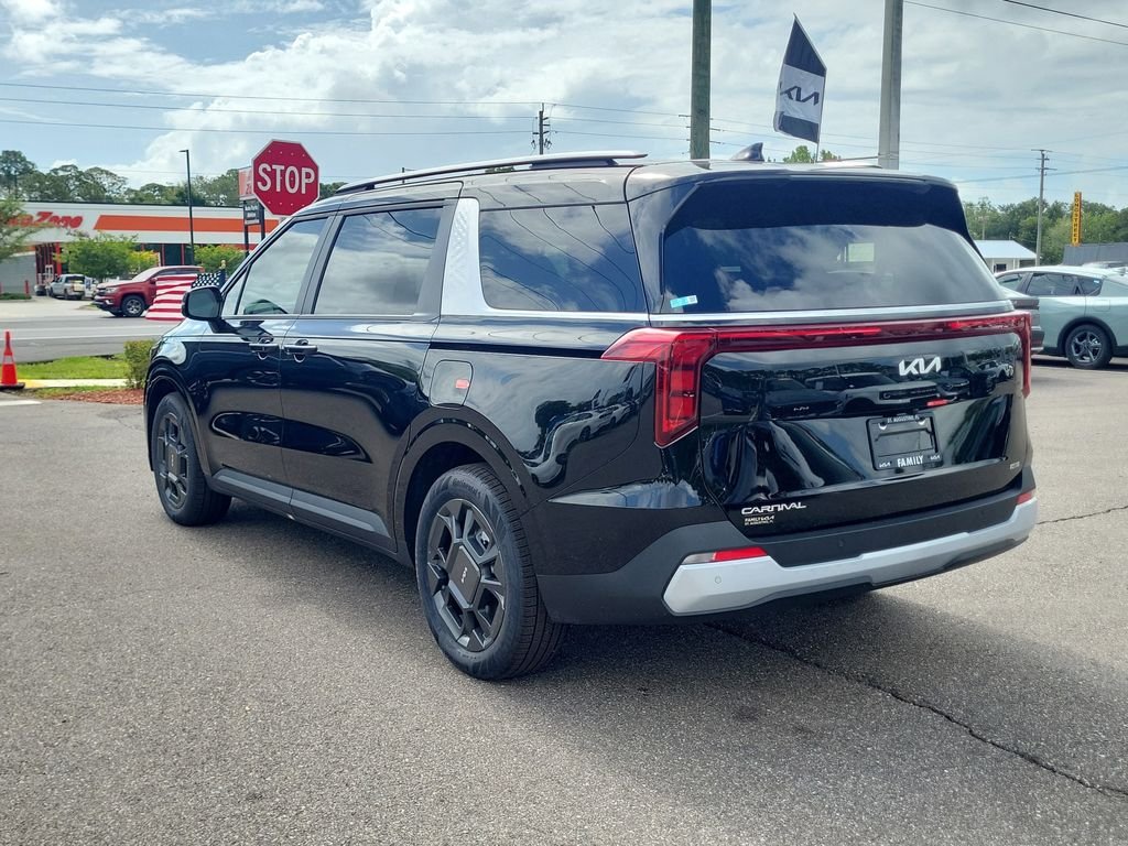 New 2026 Black Kia EX image 4