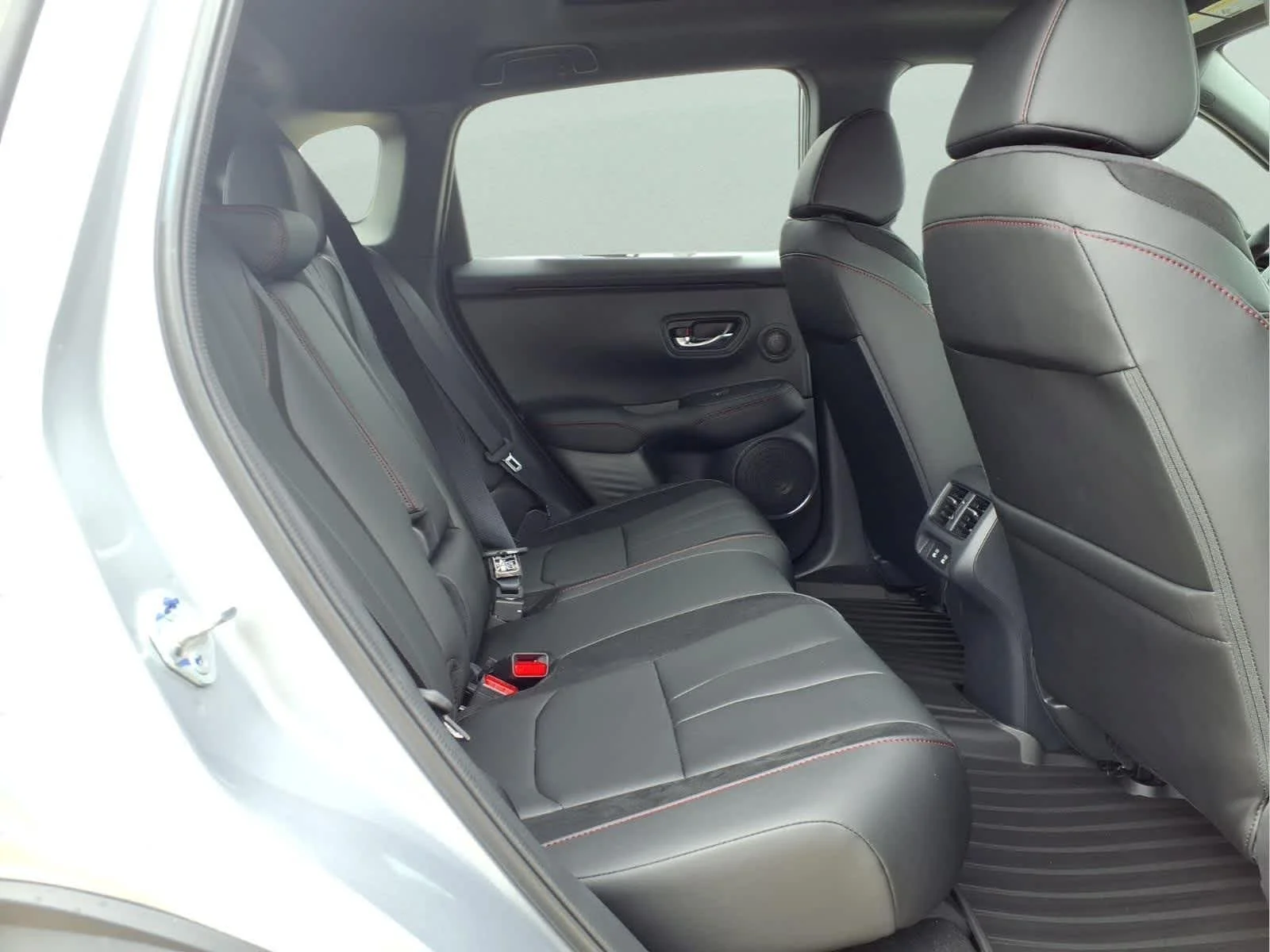 New 2026 Solar Silver Metallic Acura w/A-Spec Package image 12