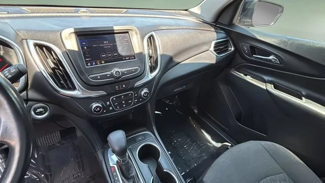 Used 2022 Mosaic Black Metallic Chevrolet LT image 24