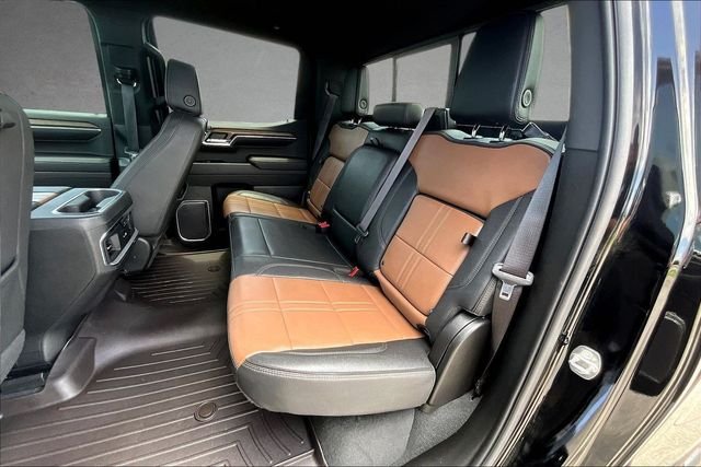 Used 2023 Black Chevrolet High Country image 23