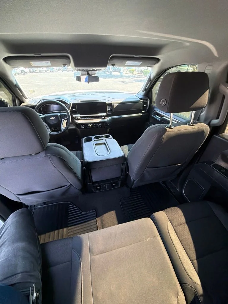 2023 Chevrolet Silverado 1500 LT - Photo 6