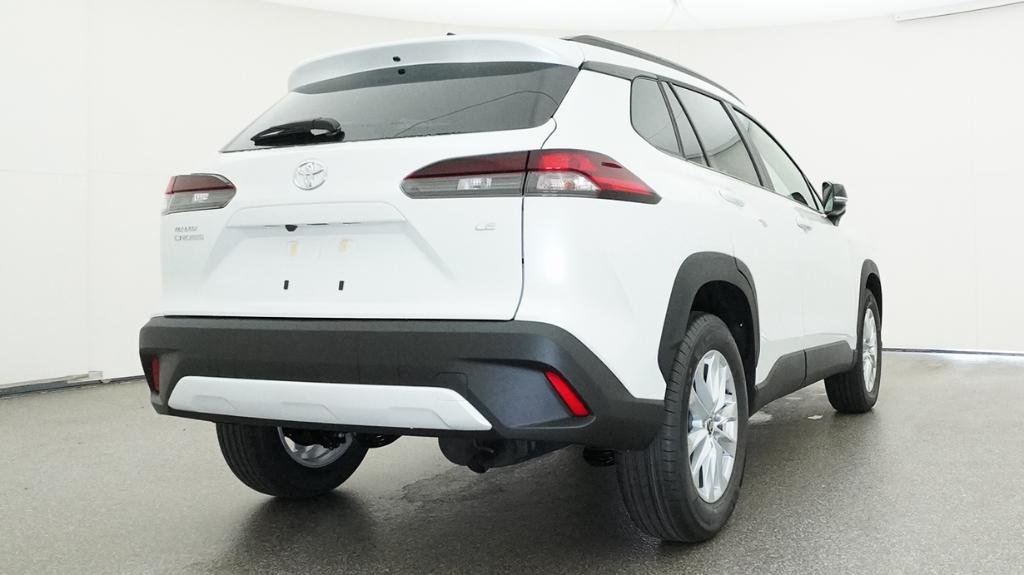 New 2026 Wind Chill Pearl Toyota LE image 14