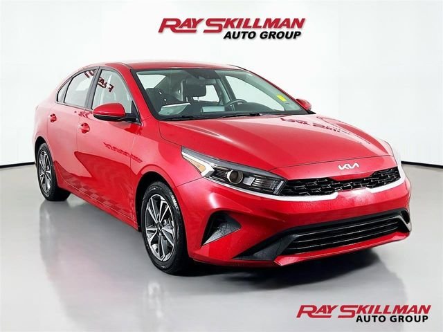 2024 Kia Forte LXS AT's photo