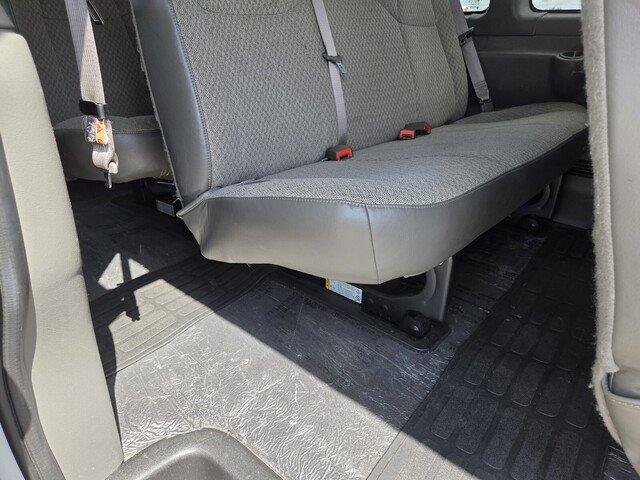 Used 2025 Summit White Chevrolet LT image 26