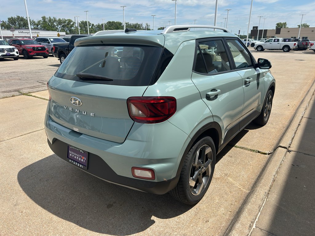 Used 2025 Mirage Green Hyundai SEL image 5