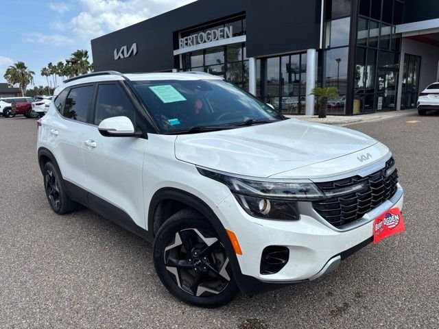 Used 2024 White Kia EX image 1