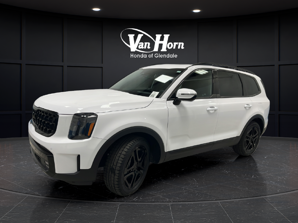 Used 2025 Glacial White Pearl Kia SX X-Line image 3