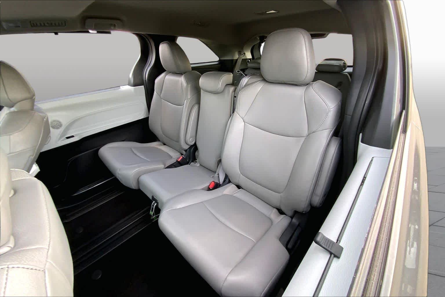 Certified Used 2025 Magnetic Gray Metallic Toyota XLE image 19