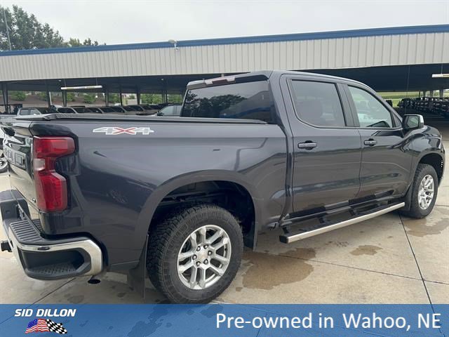Used 2022 Dark Ash Metallic Chevrolet LT image 5