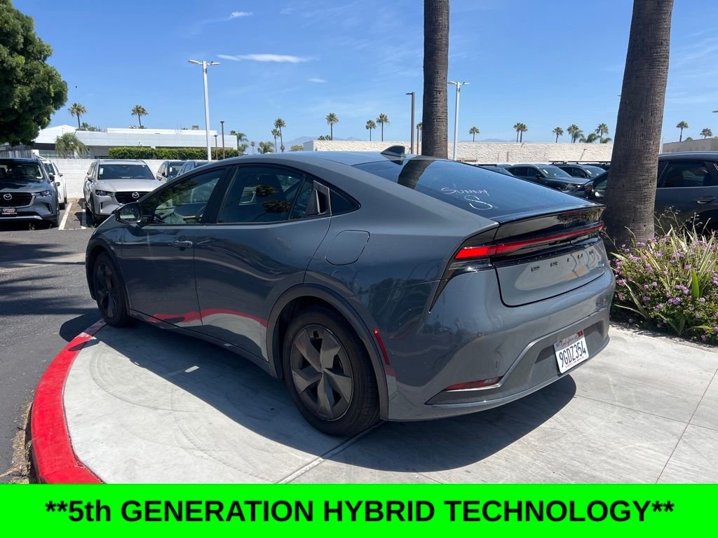 Used 2023 Gray Toyota LE image 3