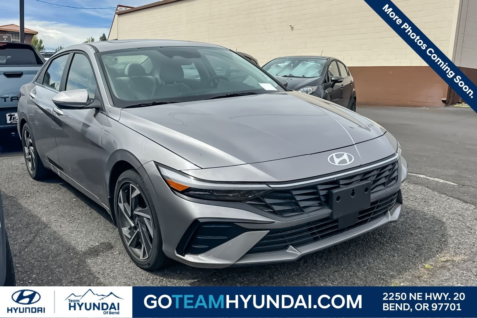 Used 2025 Silver Hyundai Limited image 1