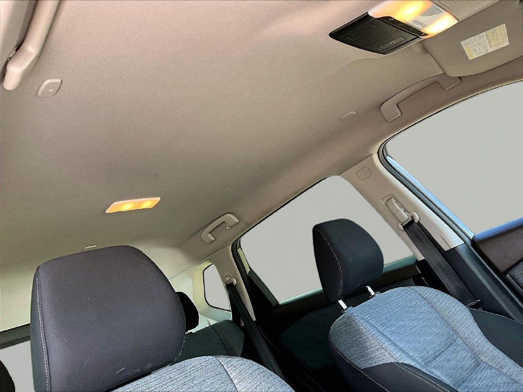 Used 2023 Gray Nissan SV image 31