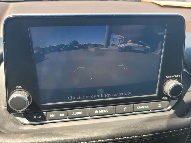 Used 2023 Red Nissan SV image 21