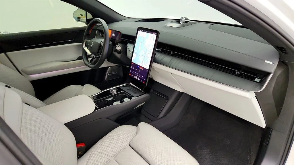 Used 2025 Snow Polestar Long Range Dual Motor w/ Performance Pack & Nappa Leather image 23