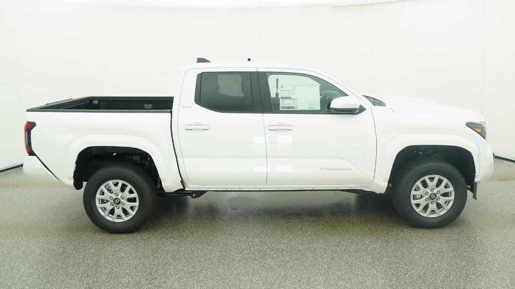 New 2026 Ice Cap Toyota SR5 image 8