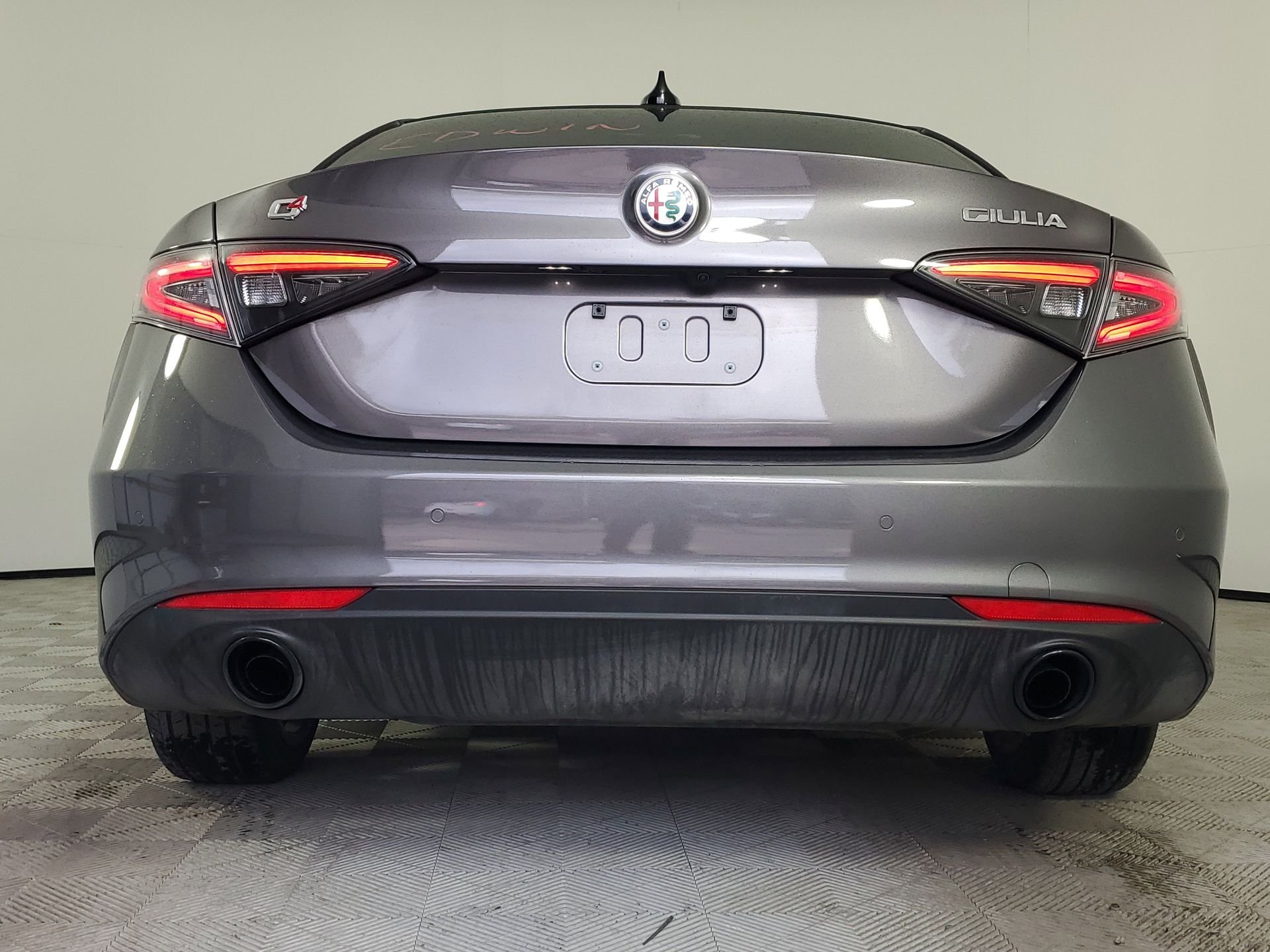 2024 Alfa Romeo Giulia Ti - Photo 9