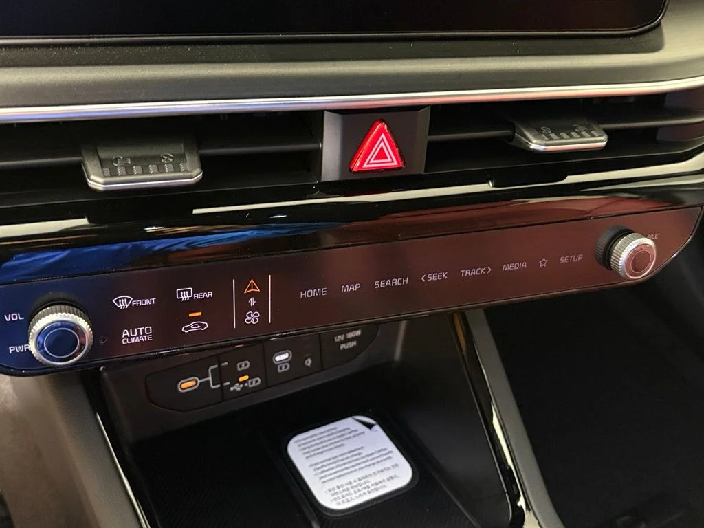 New 2026 Wolf Gray Kia GT-Line FWD image 27