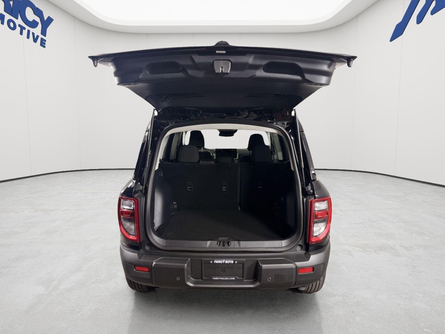 Used 2025 Shadow Black Ford Big Bend image 6