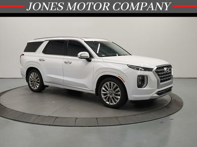 Used 2020 White Hyundai Limited image 1