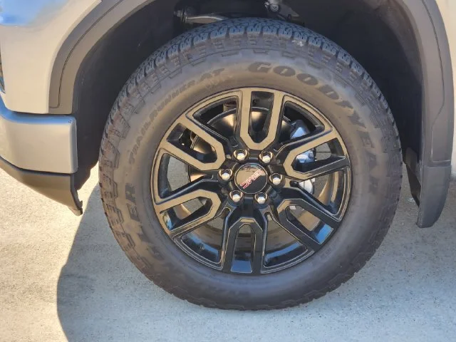 Used 2026 Sterling Metallic GMC Elevation image 10