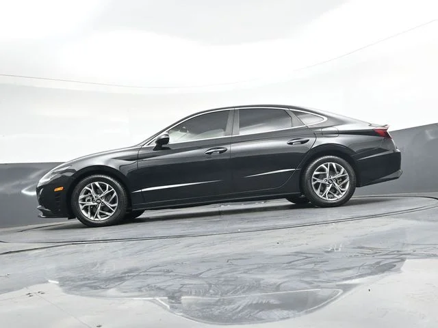 Used 2020 Black Hyundai SEL image 35