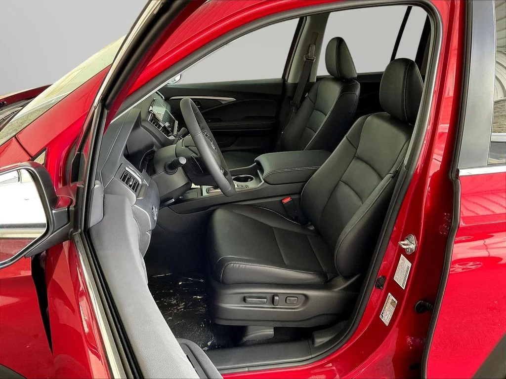 New 2026 Radiant Red Metallic II Honda RTL image 20