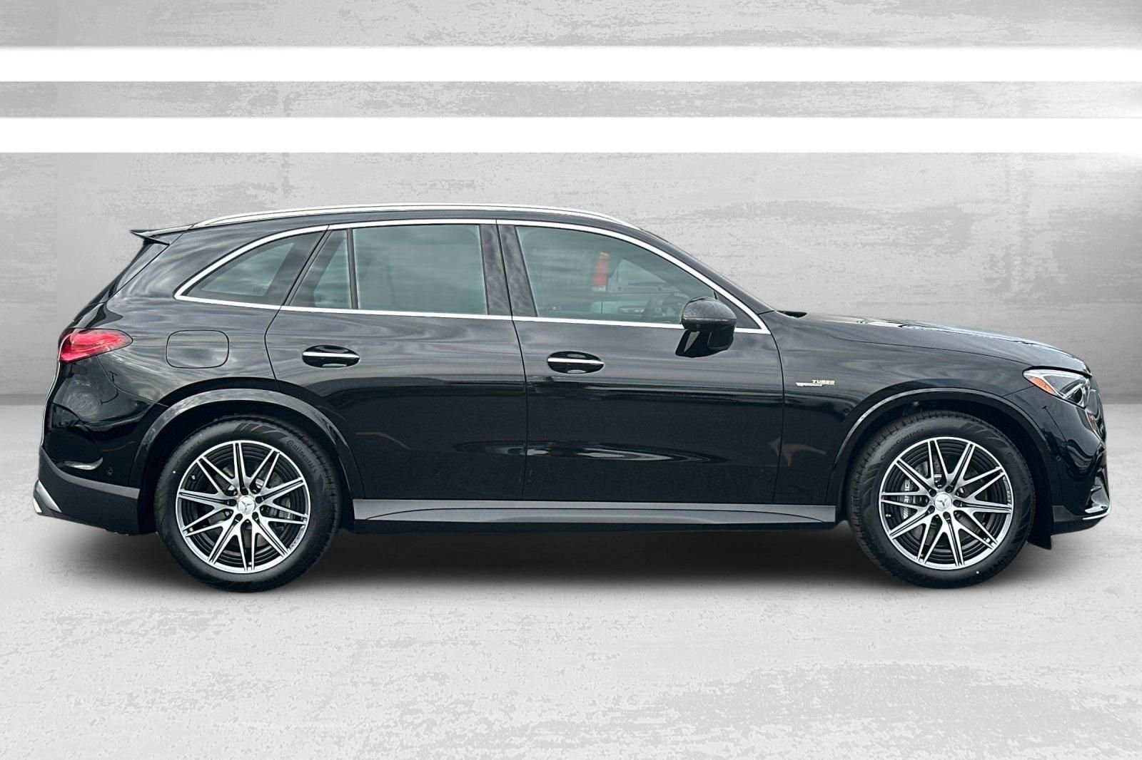 2025 Mercedes-Benz GLC AMG GLC63 S - Photo 2