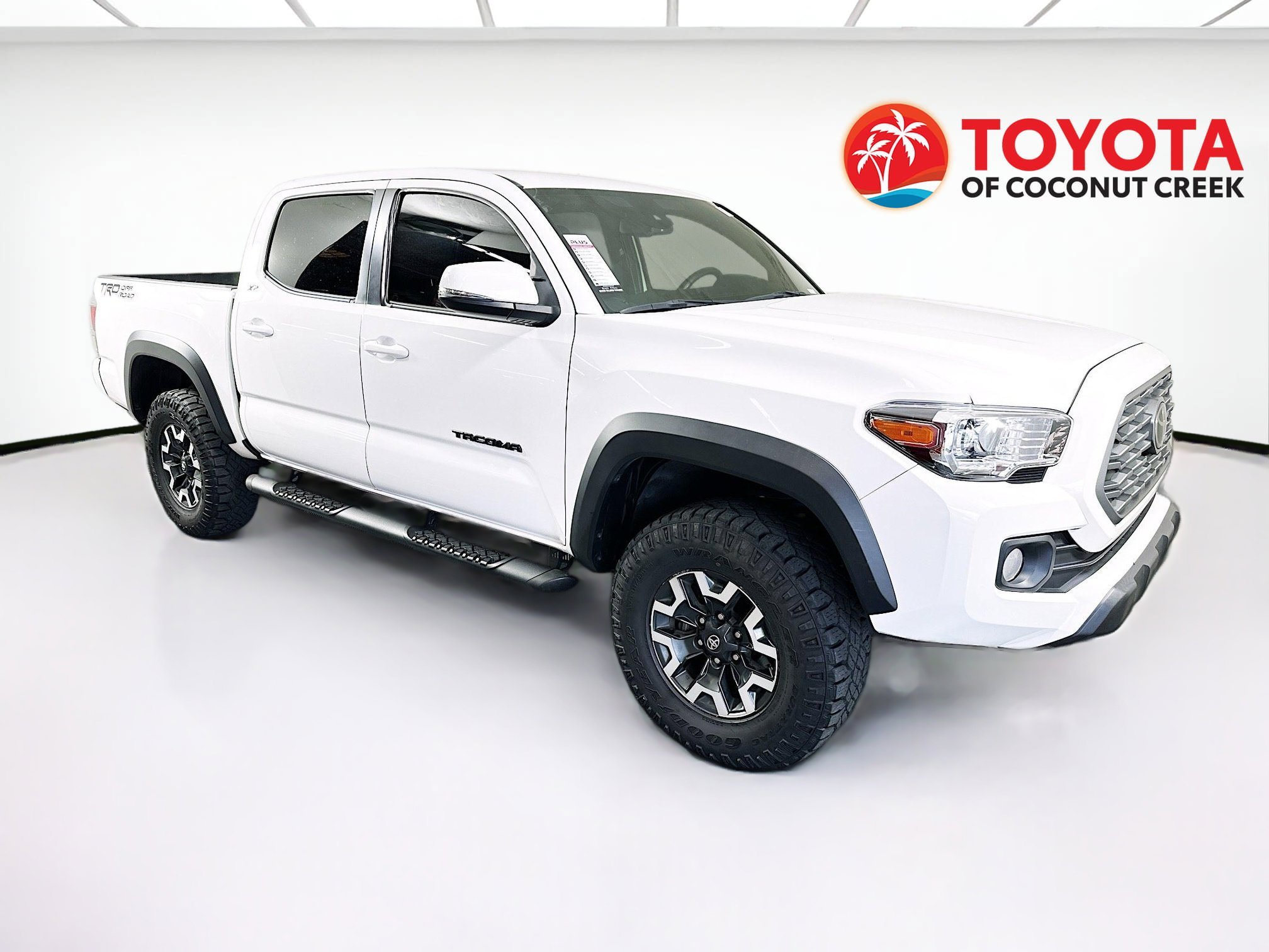 2023 Toyota Tacoma thumbnail 3