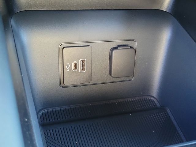 New 2026 Agate Black Metallic Ford Tremor® image 10