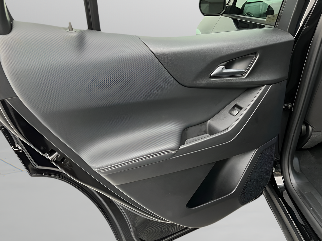 Used 2026 Black Metallic Chevrolet LT image 23