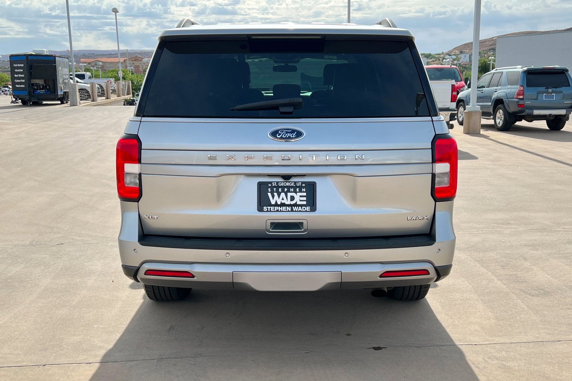 Used 2022 Silver Ford XLT image 5
