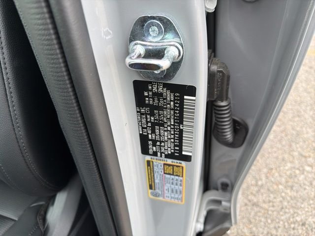 New 2026 Wolf Gray Kia EX image 14