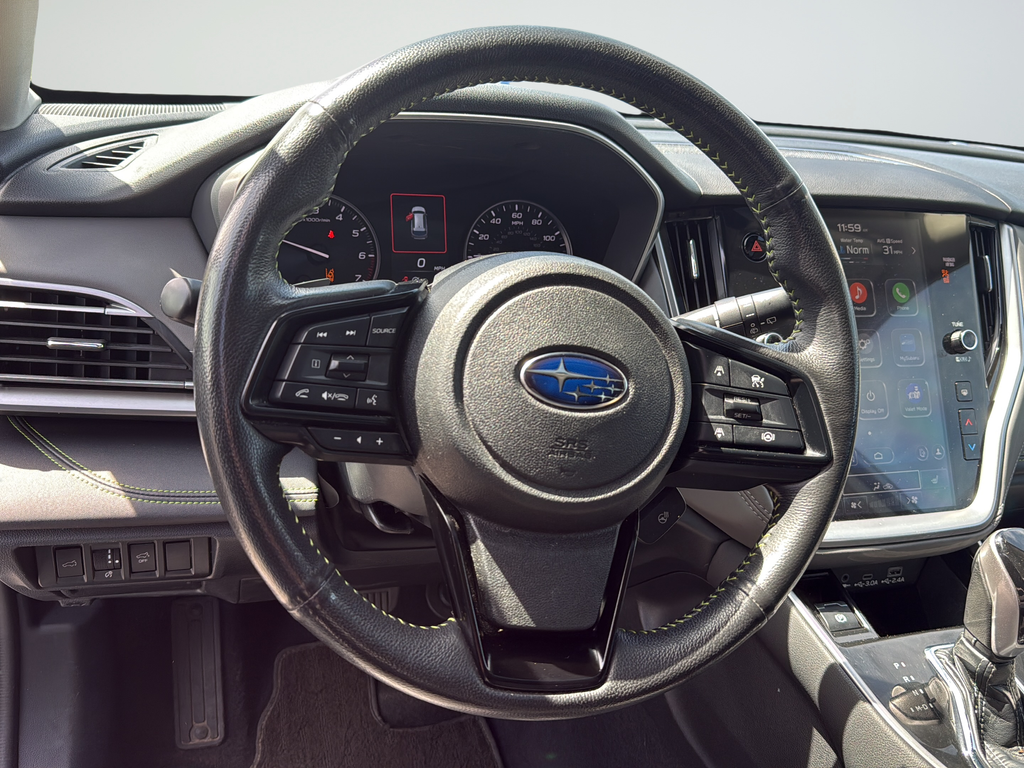 Used 2025 Silver Subaru Onyx Edition image 29