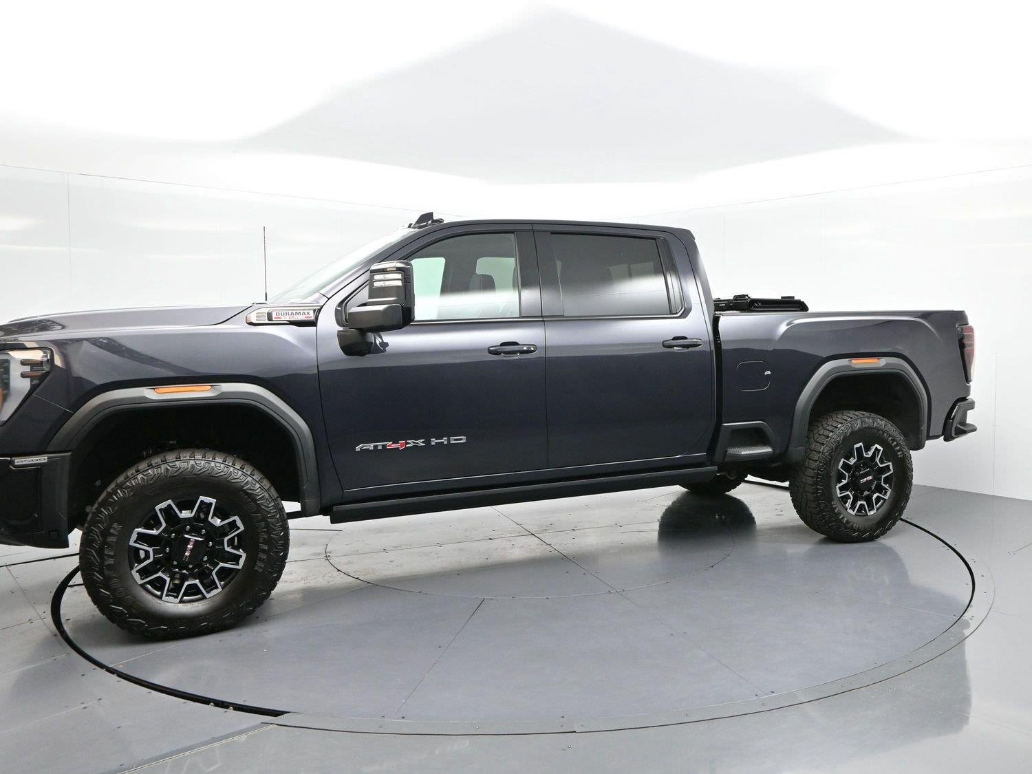 Used 2026 Titanium Rush Metallic GMC AT4X image 4