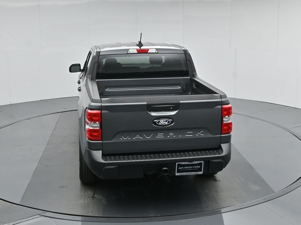 New 2026 Carbonized Gray Metallic Ford XLT image 39
