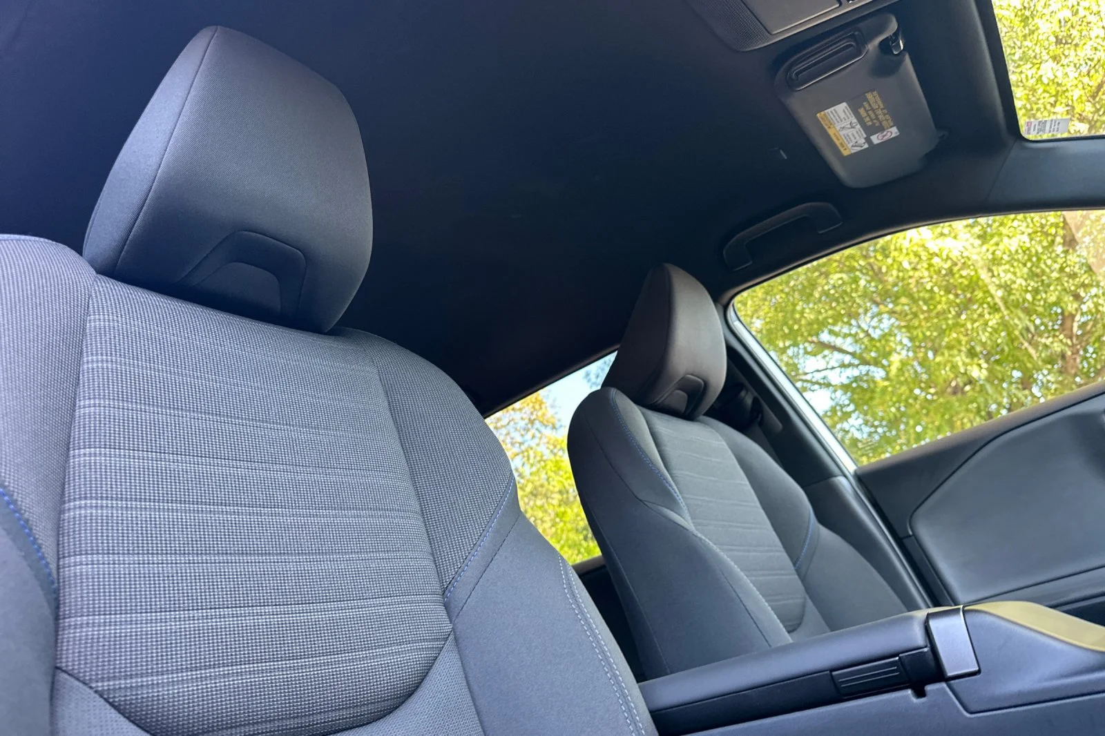 2026 Toyota RAV4 Plug-in Hybrid SE - Photo 23