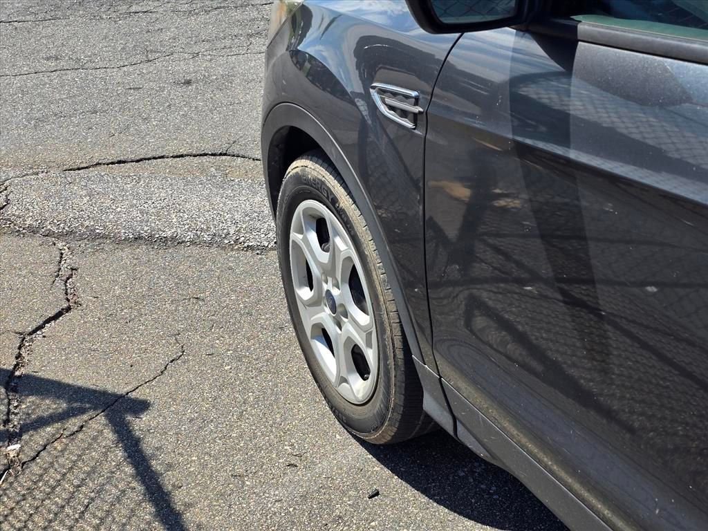 Used 2019 Gray Ford S image 20