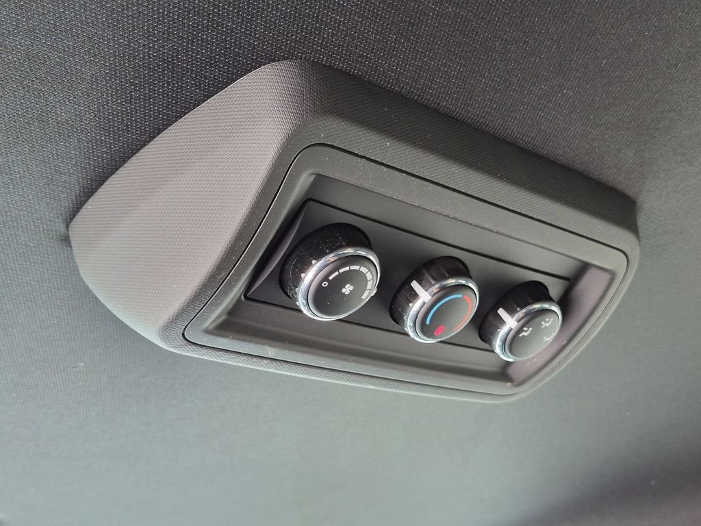 Used 2018 White Dodge SE Plus image 27